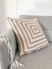 Square pillow garnpakke incl digital opskrift.